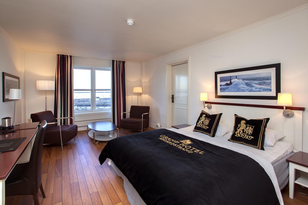 Grand Hotel Asgardstrand - Unike Hoteller Esterno foto